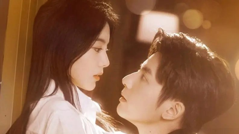 Bayangmu di Tengah Badai: Cinta Mematikan yang Terjebak antara Dendam Keluarga dan Obsesi Gila!